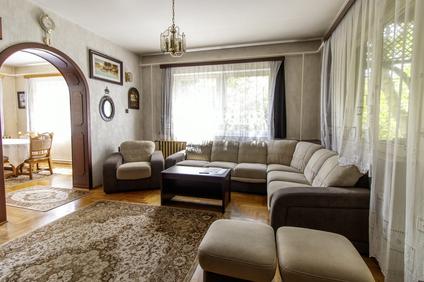 5 hálószobás családi ház Gödöllő központjában — 3